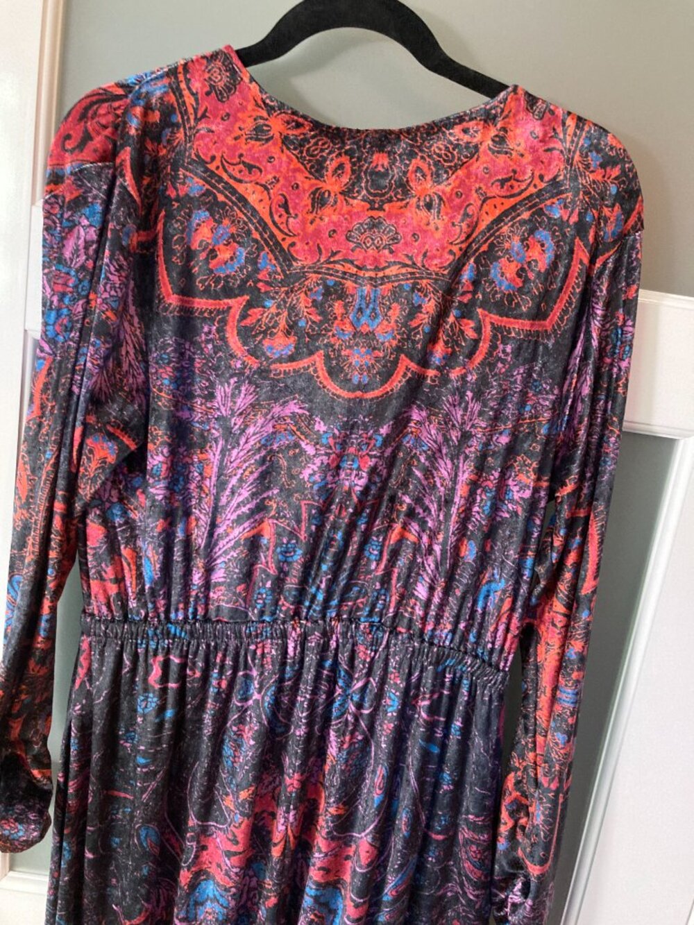 Free People Giselle Velvet Jumpsuit Paisley Wide Leg Plunging V-Neck - Large - Picture 9 of 16